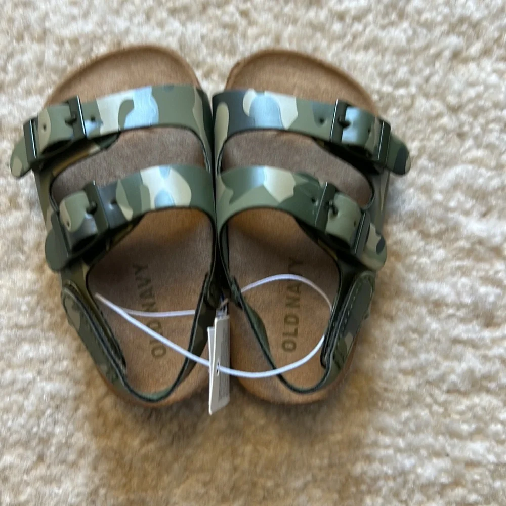 NWT Old Navy Camouflage Summer Sandals!!